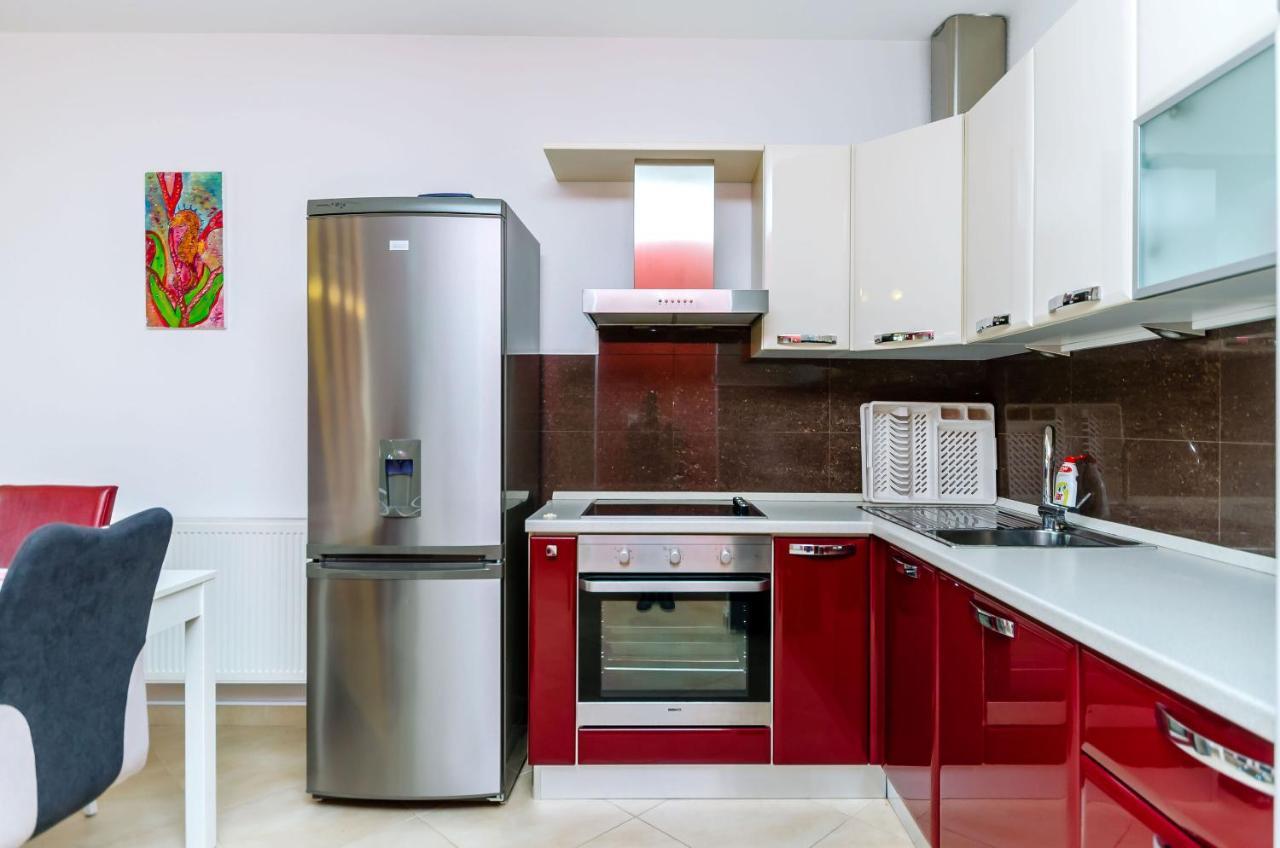 Apartments Palm Tree Трогир Экстерьер фото
